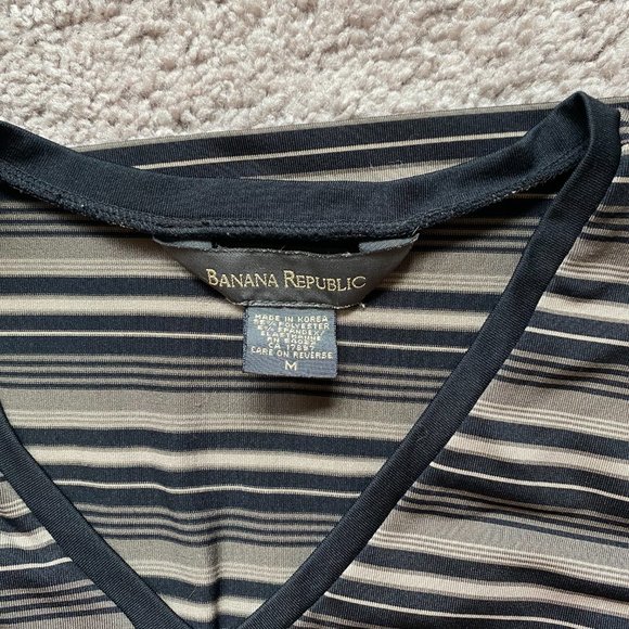 Banana Republic Knit Sleeveless Top - Picture 4 of 4